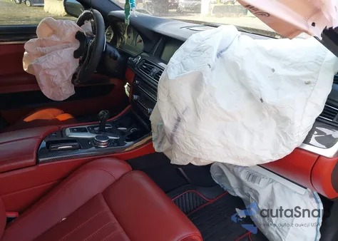 2015 BMW M5 from USA, damaged, VIN WBSFV9C53FD594780